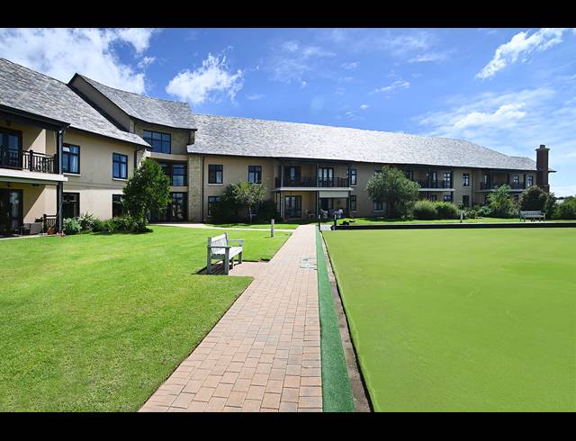 1 BEDROOM APARTMENT FOR SALE IN WATERFALL HILLS MATURE LIFESTYLE ESTATE